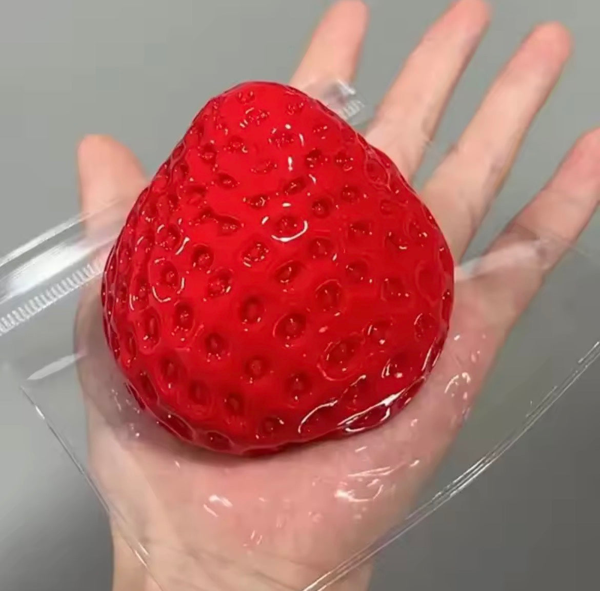 Taba Squishy Strawberry