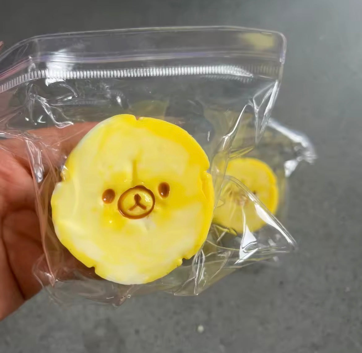 Taba Squishy Banana Slice